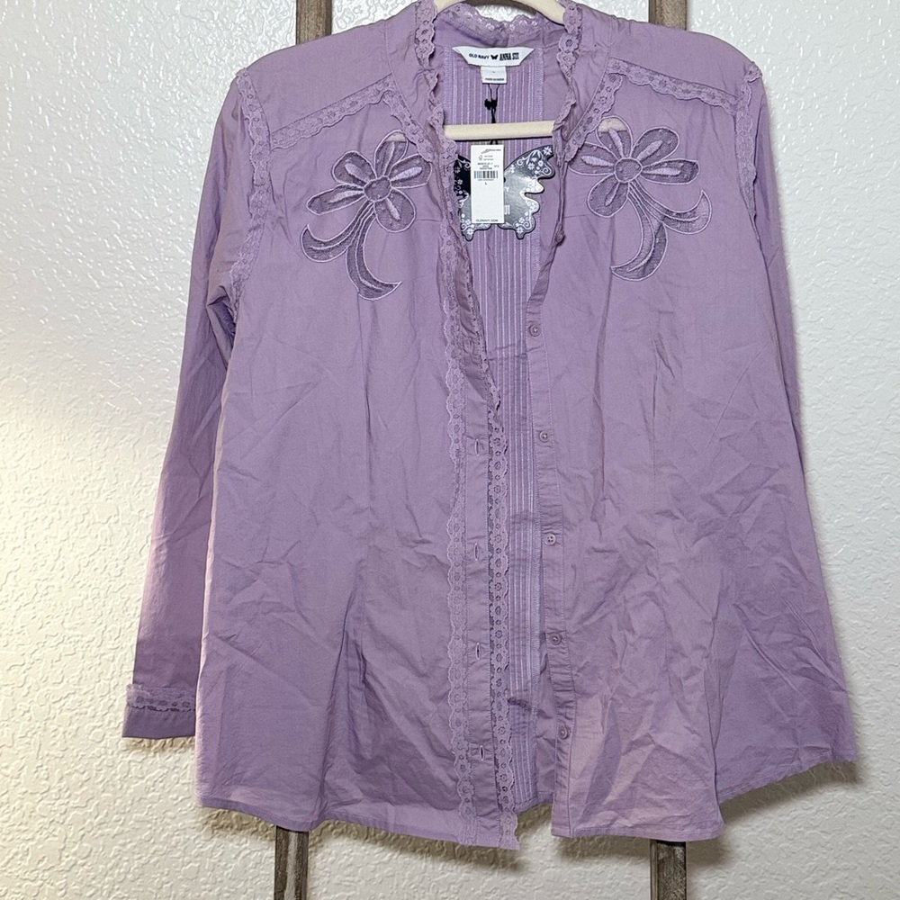 Old Navy x Anna Sui Lilac Embroidered Ruffle Button-Down Shirt - Picture 5 of 9